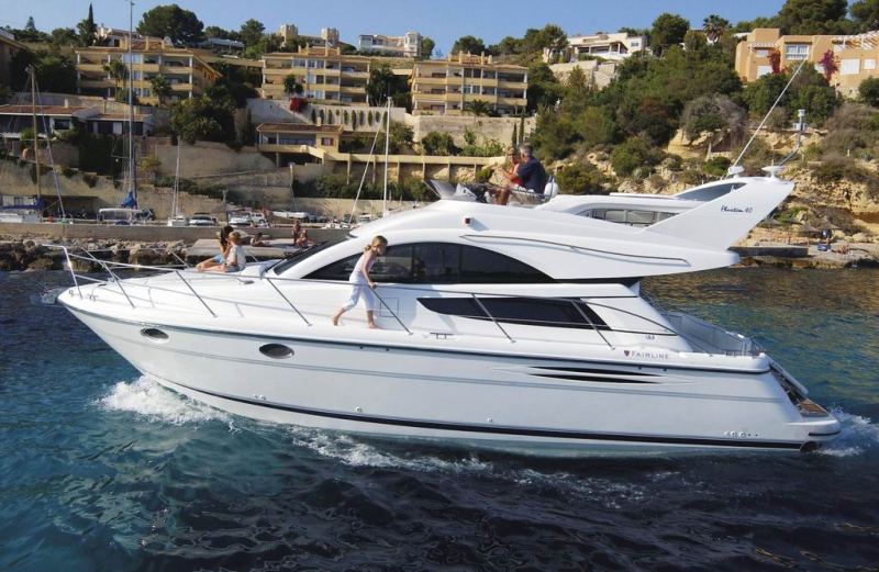 Navalia - Imbarcazione Fairline Phantom 40 1