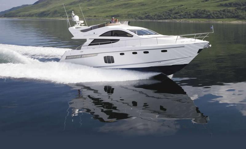 Navalia - Imbarcazione Fairline Phantom 48 1