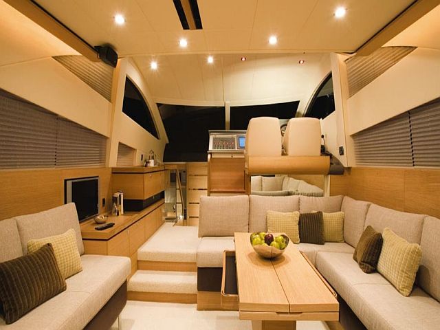 Navalia - Imbarcazione Fairline Phantom 48 5