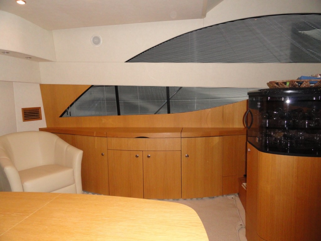 Navalia - Imbarcazione Fairline Phantom 50 6