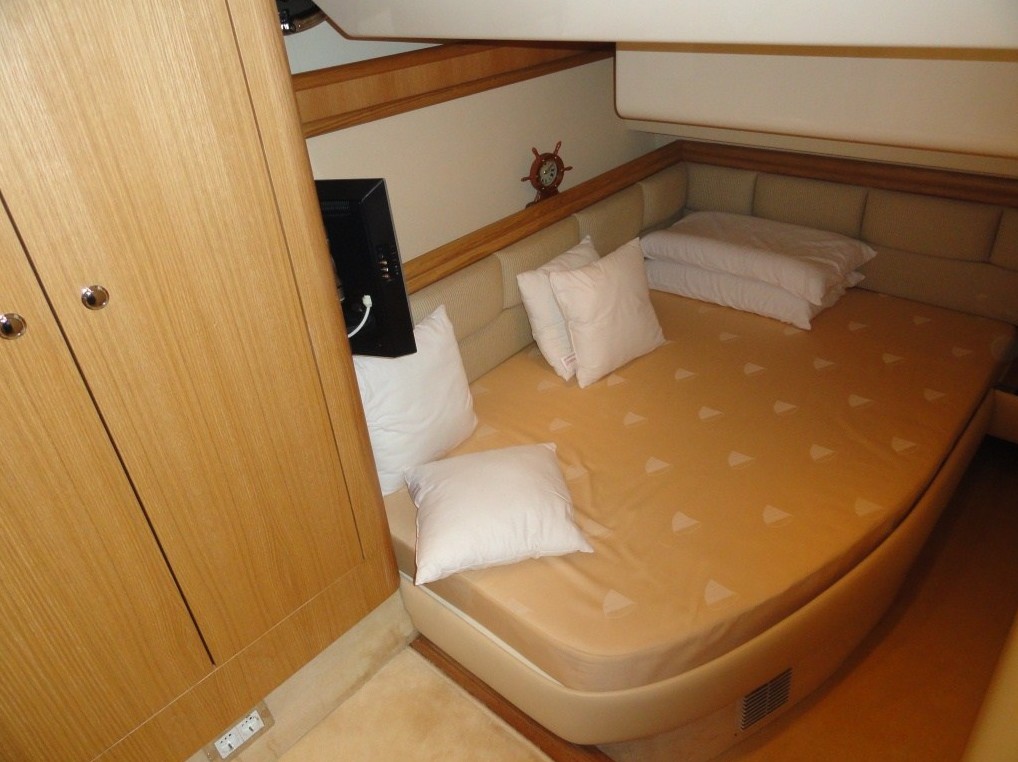 Navalia - Imbarcazione Fairline Phantom 50 9