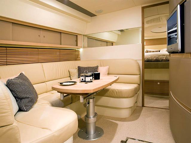 Navalia - Imbarcazione Fairline Targa 38 7