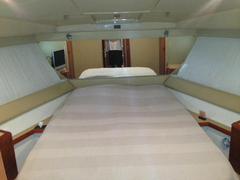 Navalia - Imbarcazione Ferretti 430 Fly 11