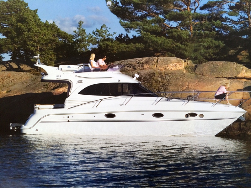 Navalia - Imbarcazione Galeon 330 Fly 3