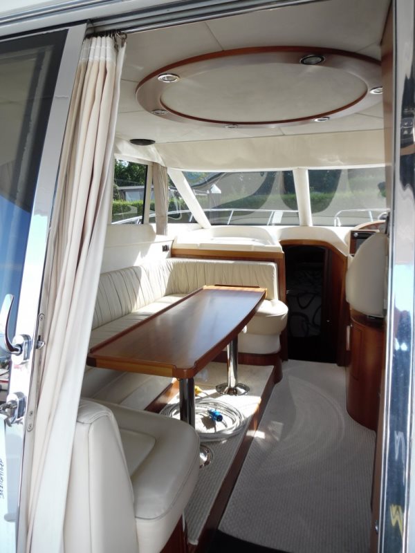 Navalia - Imbarcazione Galeon 330 Fly 8