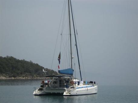 Navalia - Imbarcazione Island Spirit 40 2