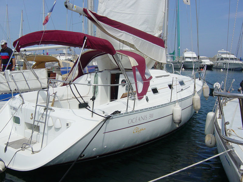 Navalia - Imbarcazione Oceanis 311 2