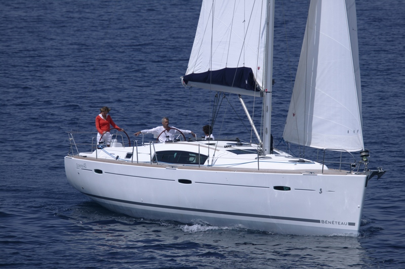 Navalia - Imbarcazione Oceanis 43 – 3 cab. 1