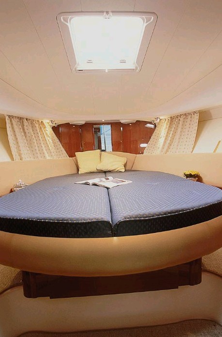 Navalia - Imbarcazione Prestige 32 Fly 8