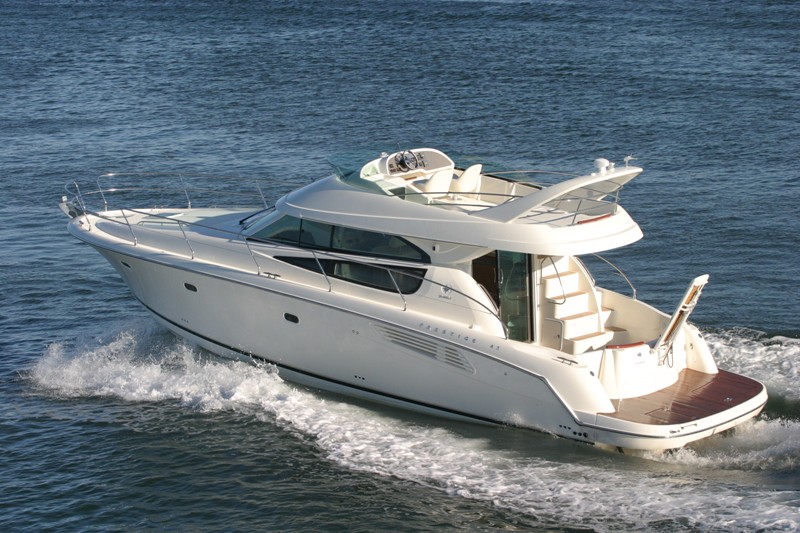 Navalia - Imbarcazione Prestige 42 Fly 2