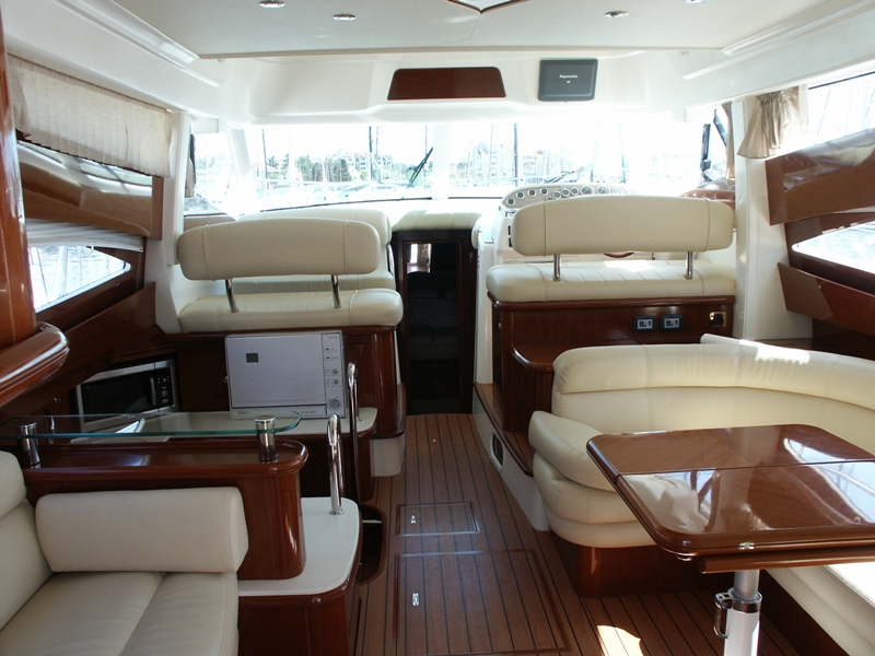 Navalia - Imbarcazione Prestige 46 5