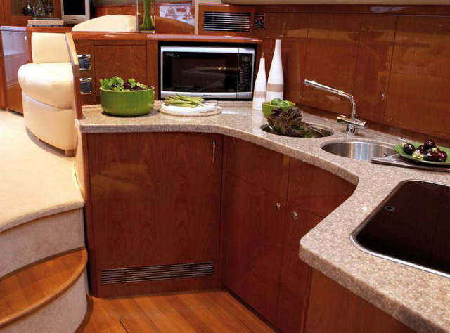 Navalia - Imbarcazione Princess 42 Open 7