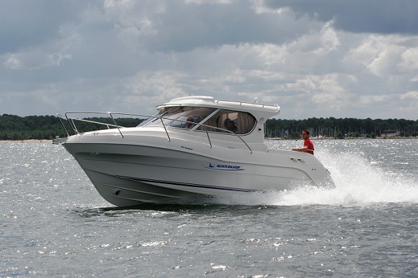 Navalia - Imbarcazione Quicksilver 750 1