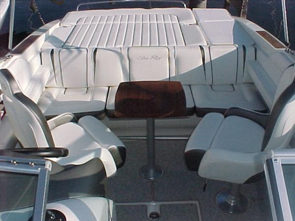 Navalia - Imbarcazione Sea Ray 240 SS 6