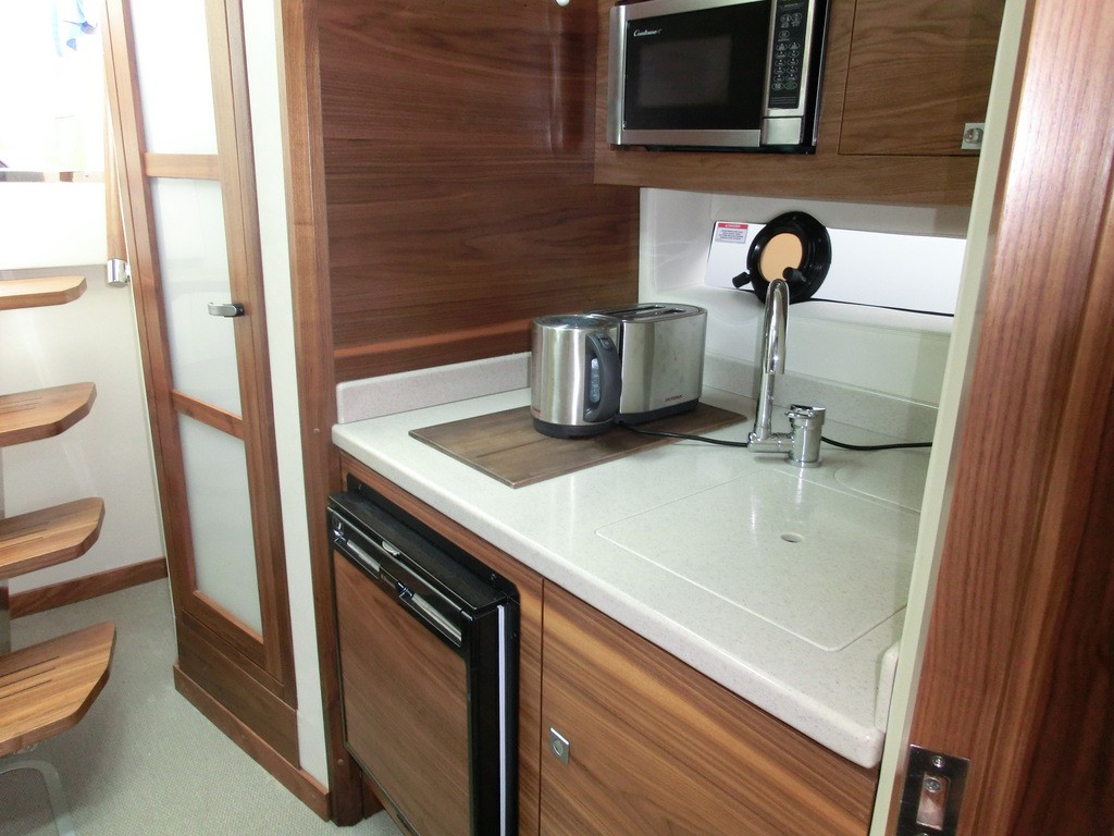 Navalia - Imbarcazione Sea Ray 355 Sundancer 10