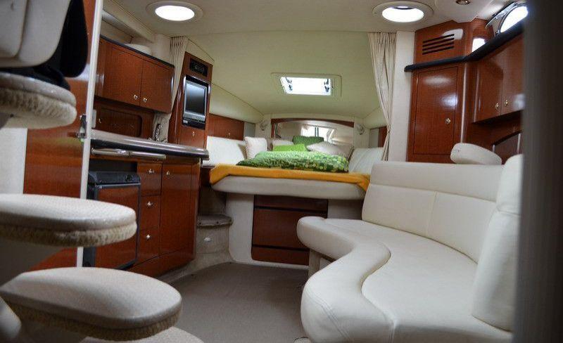 Navalia - Imbarcazione Sea Ray 355 Sundancer 9