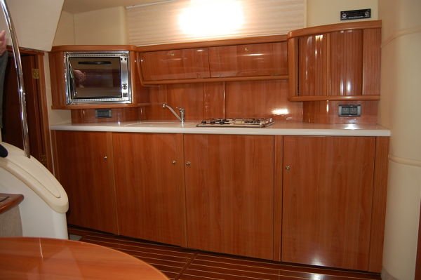 Navalia - Imbarcazione Sealine S42 5