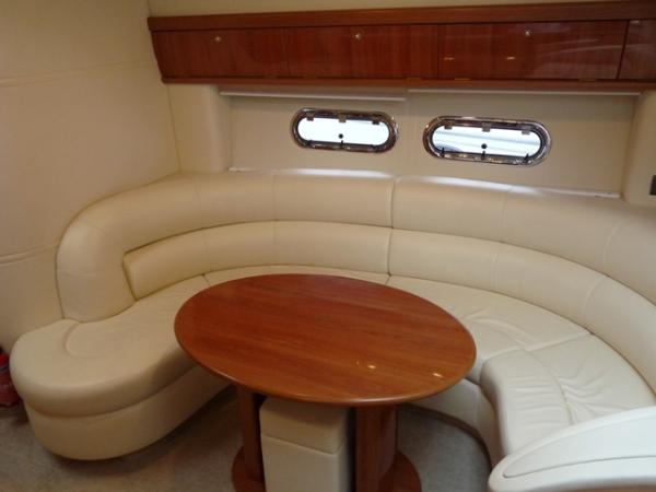 Navalia - Imbarcazione Sealine S42 6