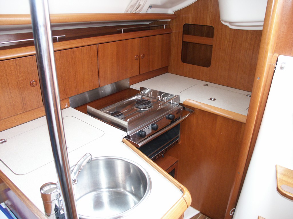 Navalia - Imbarcazione Sun Odyssey 32 8