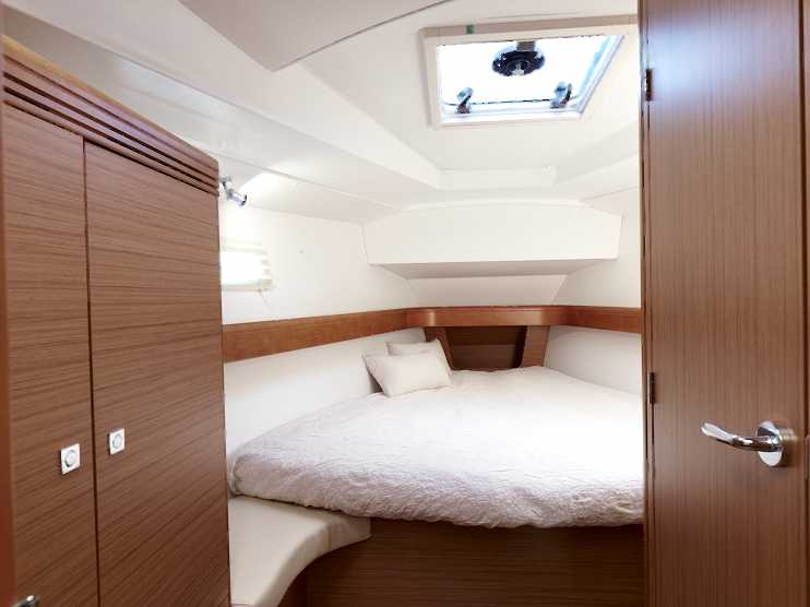 Navalia - Imbarcazione Sun Odyssey 42 DS – 2 cab. 8