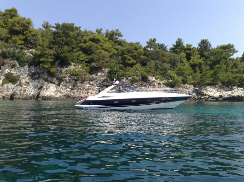 Navalia - Imbarcazione Sunseeker Camargue 44 2