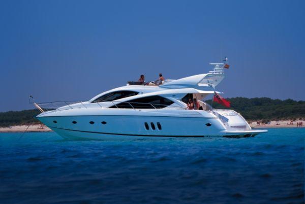 Navalia - Imbarcazione Sunseeker Manhattan 60 1