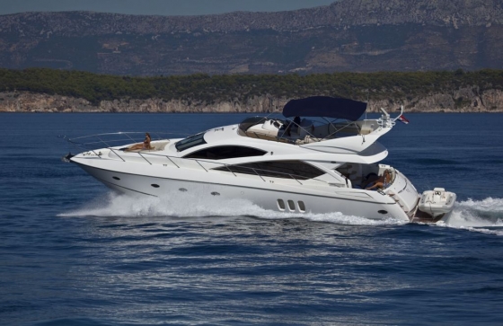 Navalia - Imbarcazione Sunseeker Manhattan 60 2