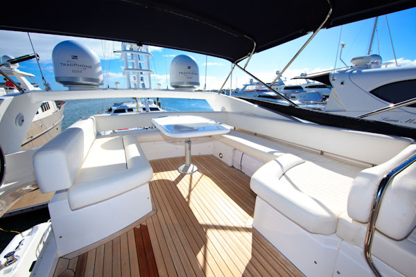 Navalia - Imbarcazione Sunseeker Manhattan 60 4