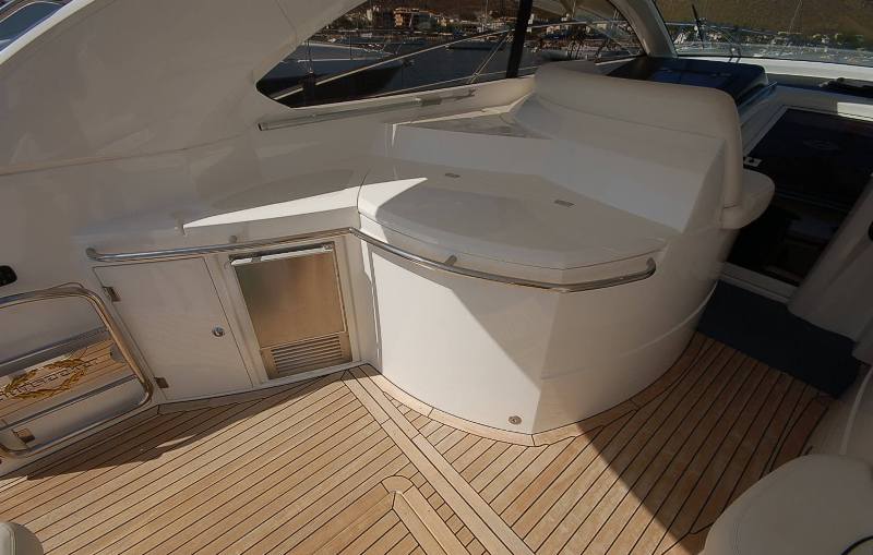 Navalia - Imbarcazione Sunseeker Portofino 47 5