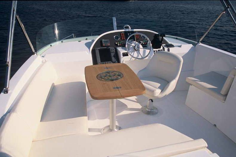 Navalia - Imbarcazione Swift Trawler 42 5