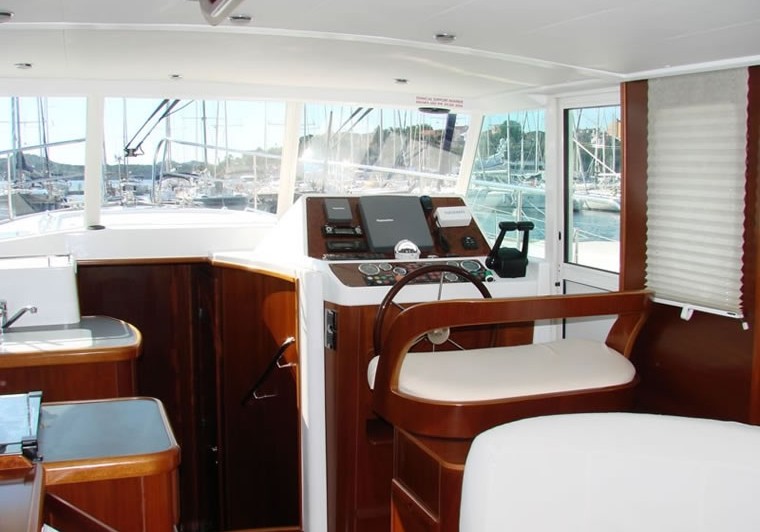 Navalia - Imbarcazione Swift Trawler 42 7